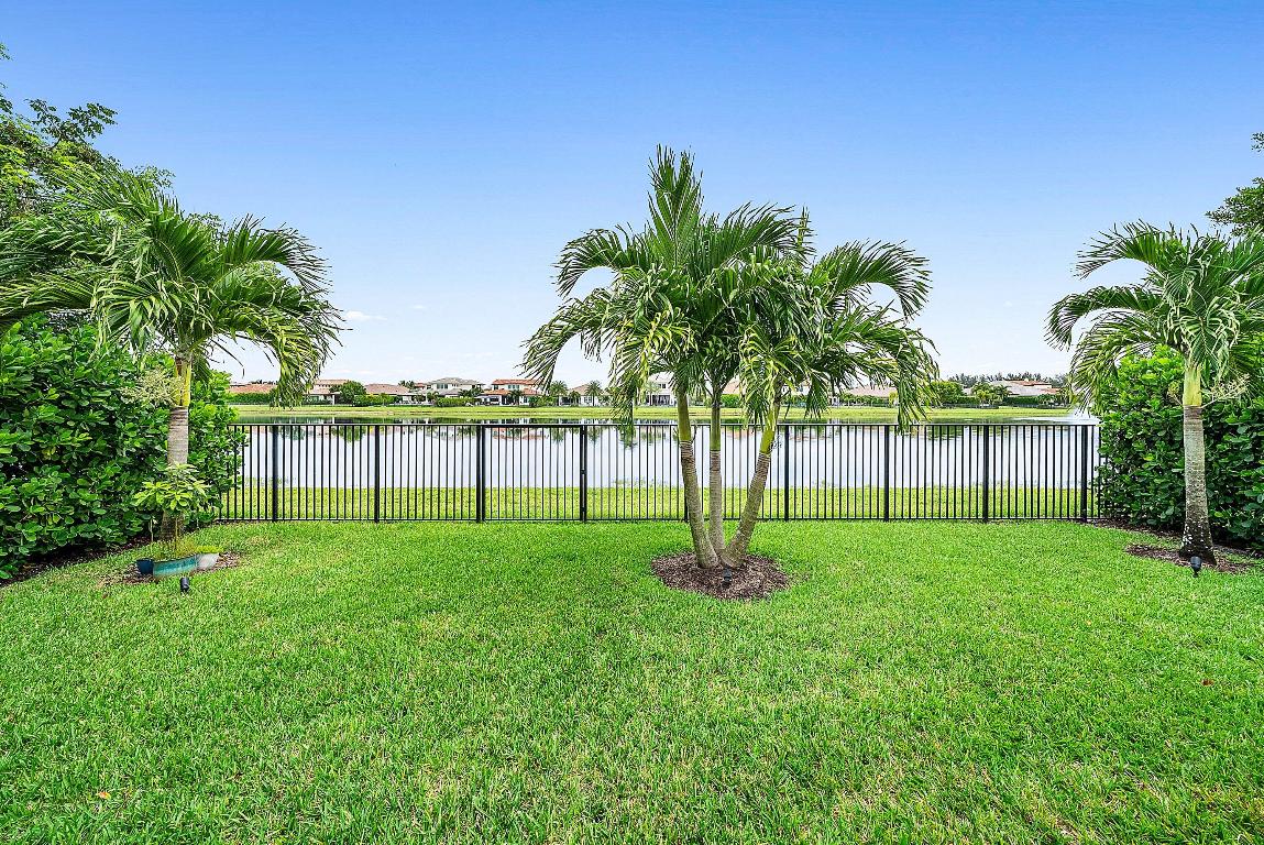 PALM MEADOWS ESTATES - Residential