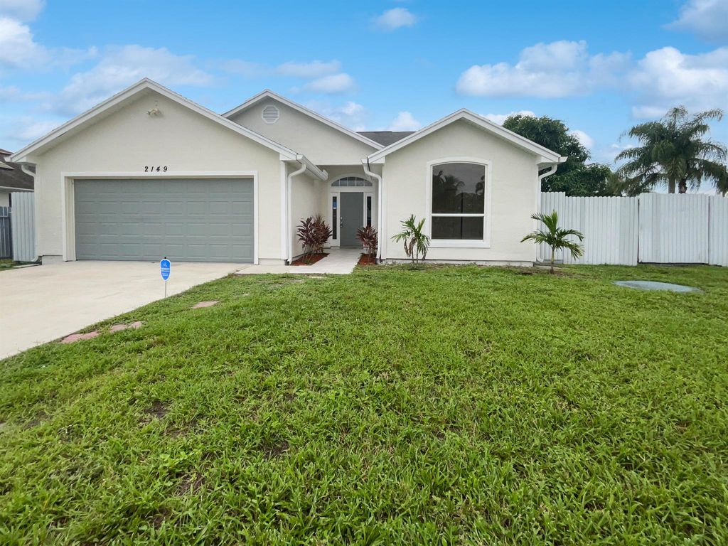 Photo of 2149 SE Floresta Drive, Port Saint Lucie, FL 34984 (MLS # R10984831)