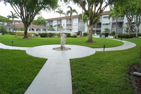 A home in Deerfield Beach