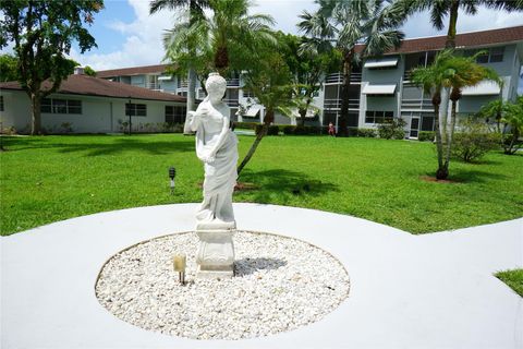 A home in Deerfield Beach