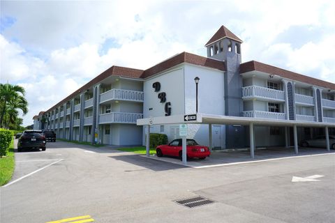 A home in Deerfield Beach