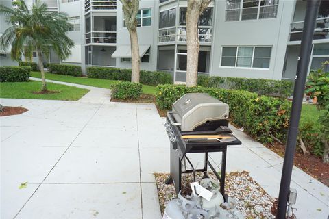 A home in Deerfield Beach