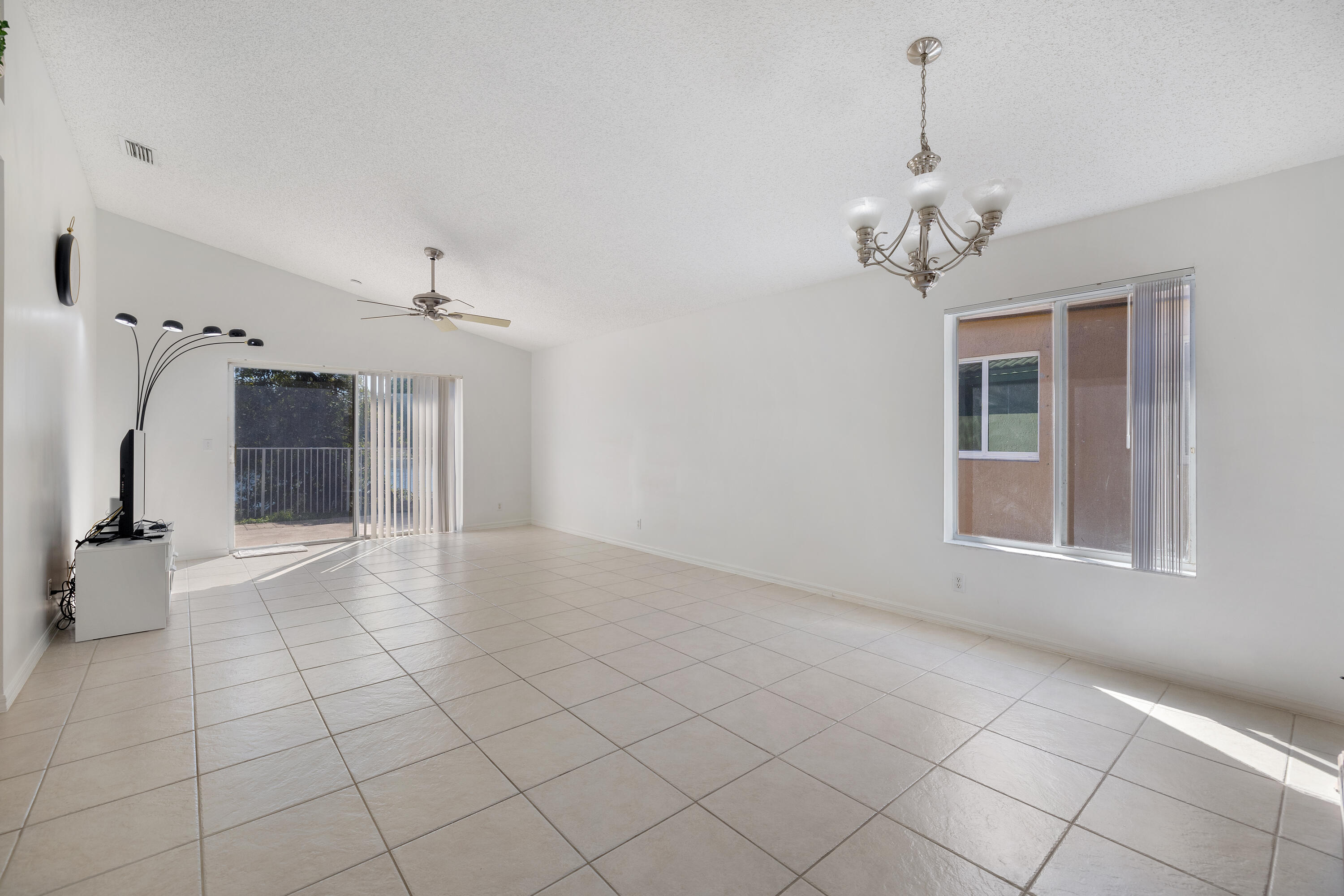 BANYAN TRAILS - Residential