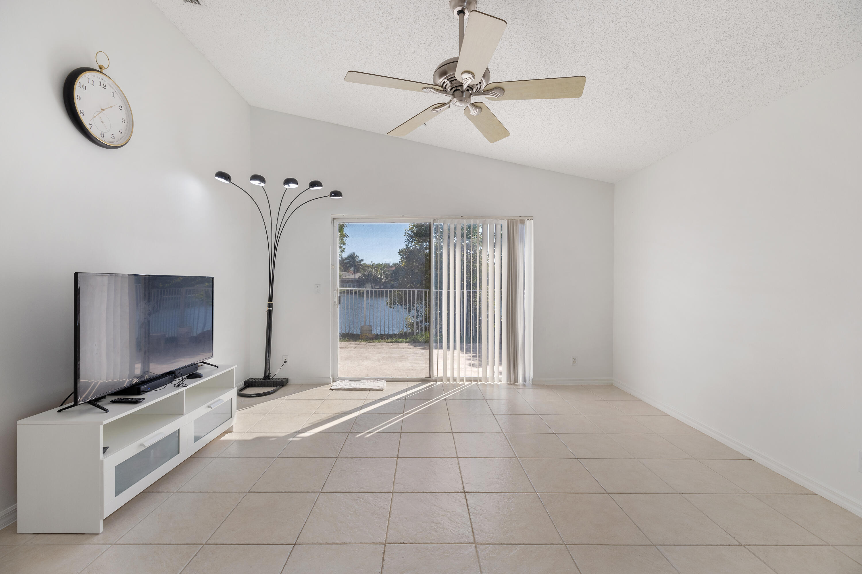 BANYAN TRAILS - Residential