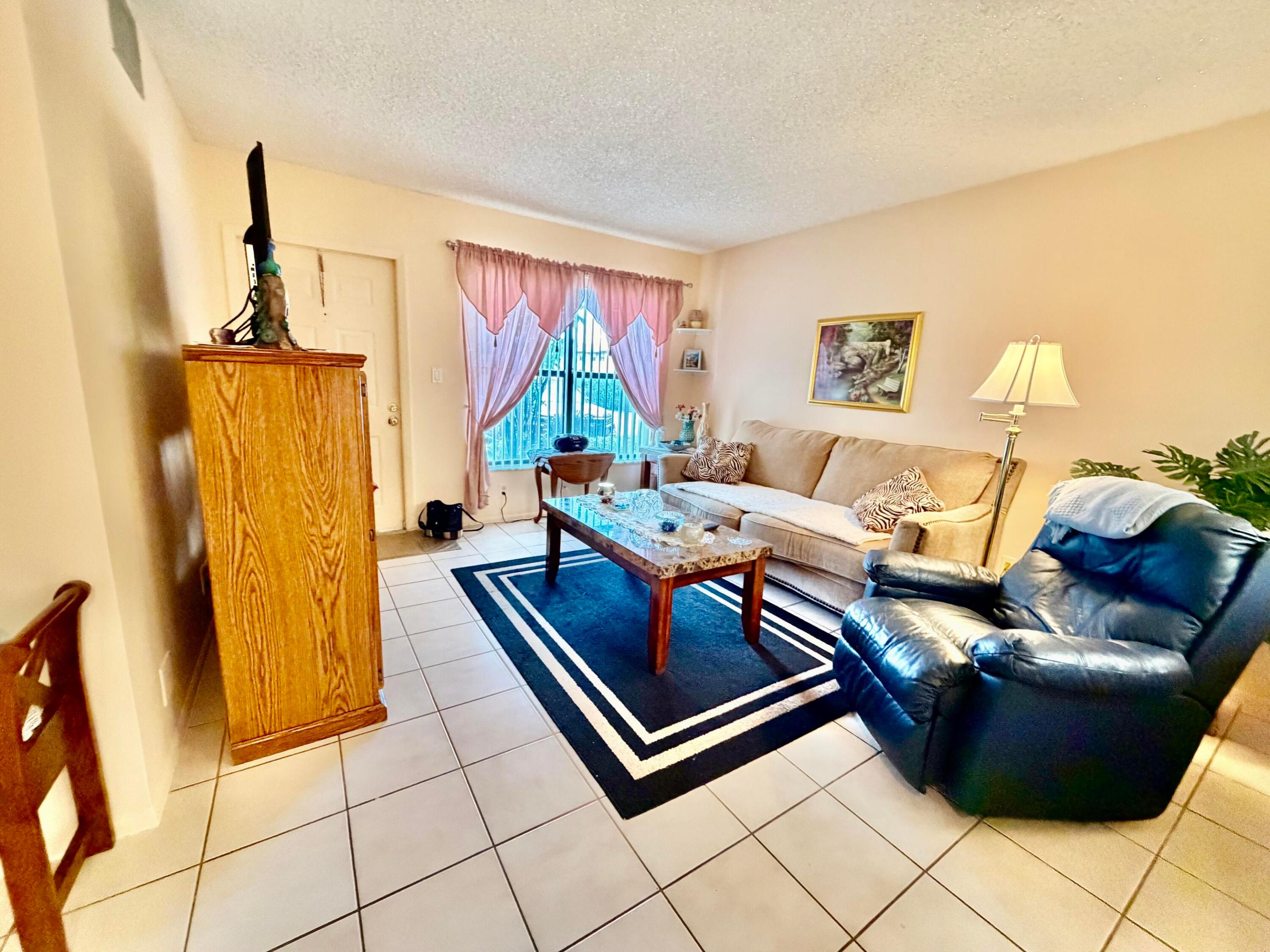 10059 Winding Lake Road 103