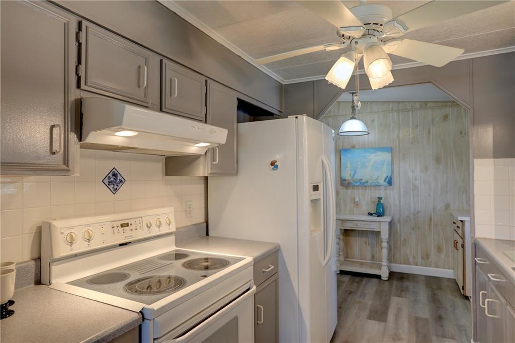 BAREFOOT BAY UNIT 1 - Residential