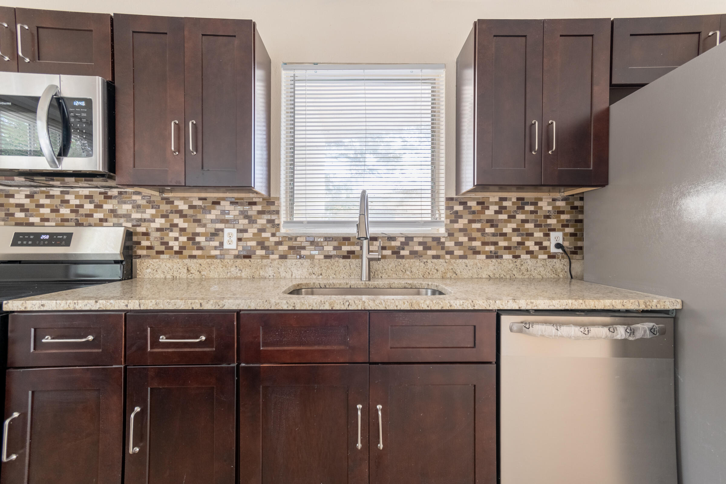 RIVER PARK UNIT 5 - Residential