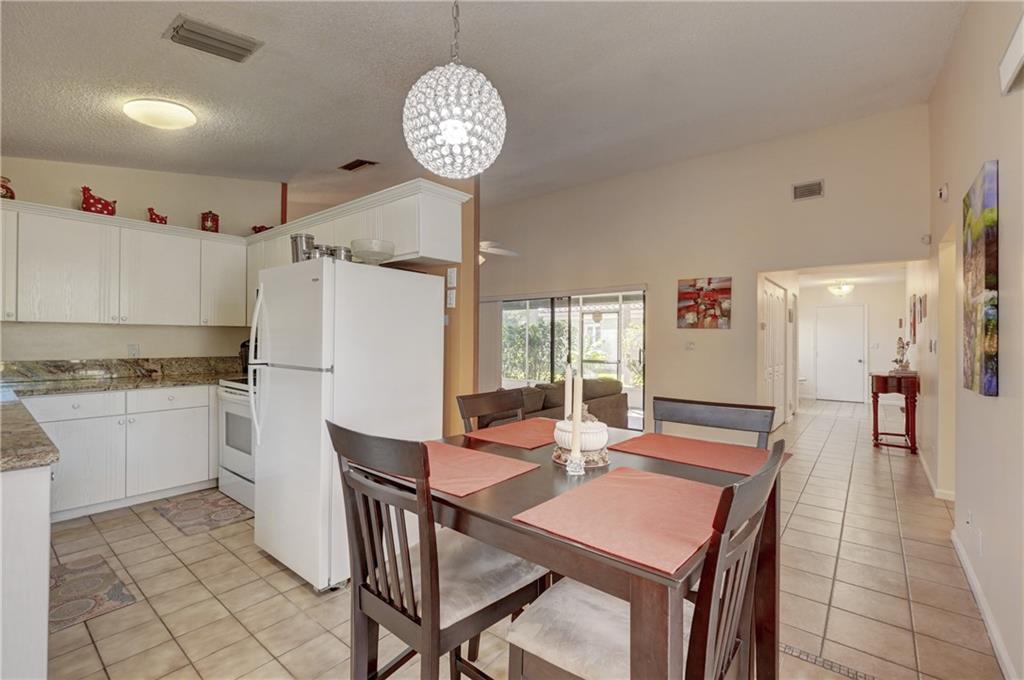Coquina Lakes 105-22 B - Residential