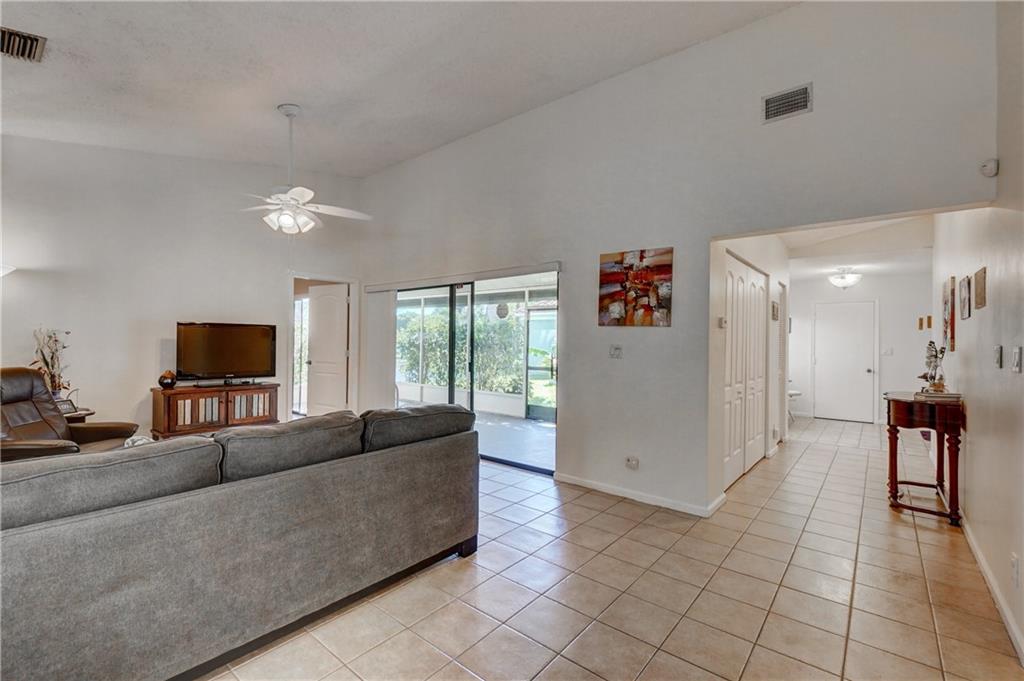 Coquina Lakes 105-22 B - Residential