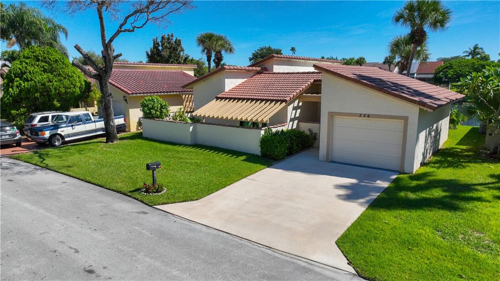 Coquina Lakes 105-22 B - Residential