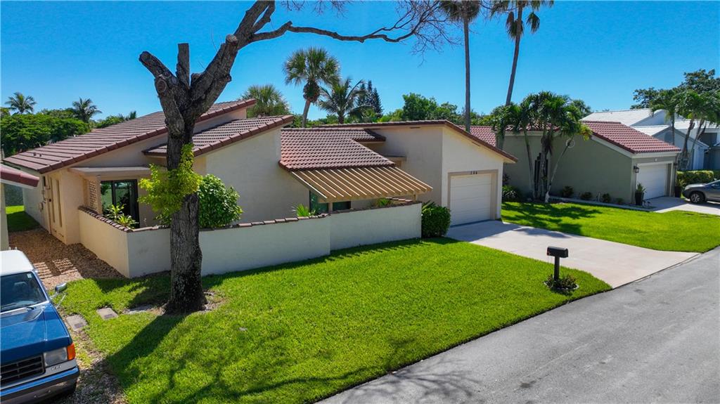 Coquina Lakes 105-22 B - Residential
