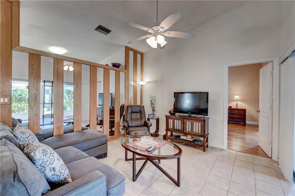 Coquina Lakes 105-22 B - Residential