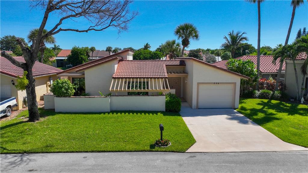 Coquina Lakes 105-22 B - Residential