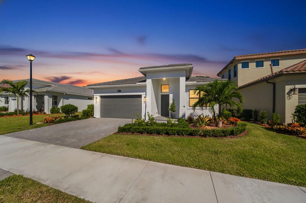 Photo of 2729 SE Ashfield Drive, Port Saint Lucie, FL 34984 (MLS # R11135818)