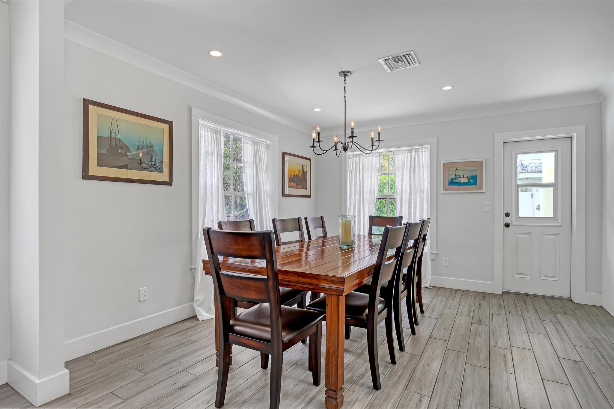 219 Claremont Lane