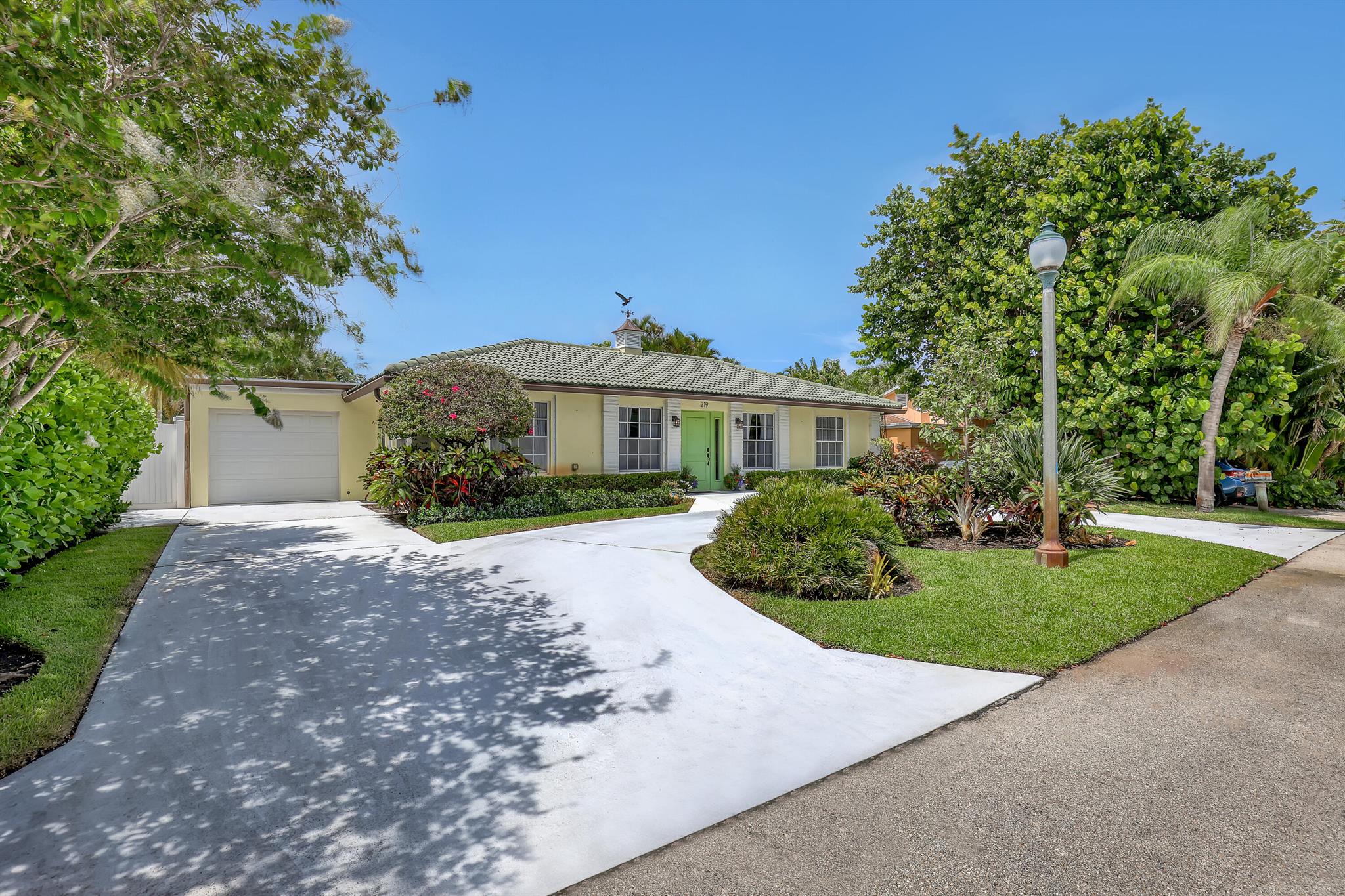 PALM BEACH SHORES - Residential