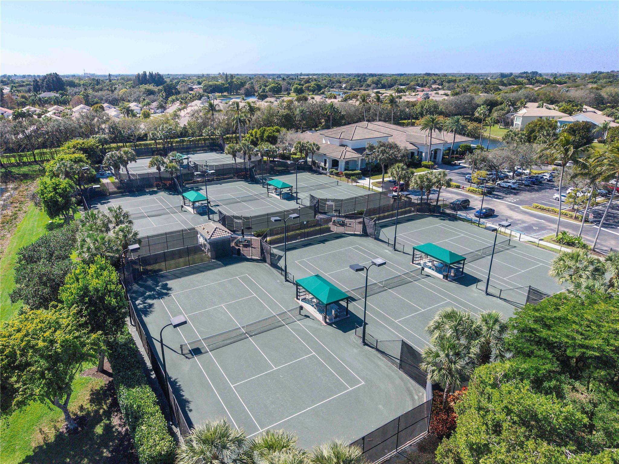 VALENCIA SHORES - Residential