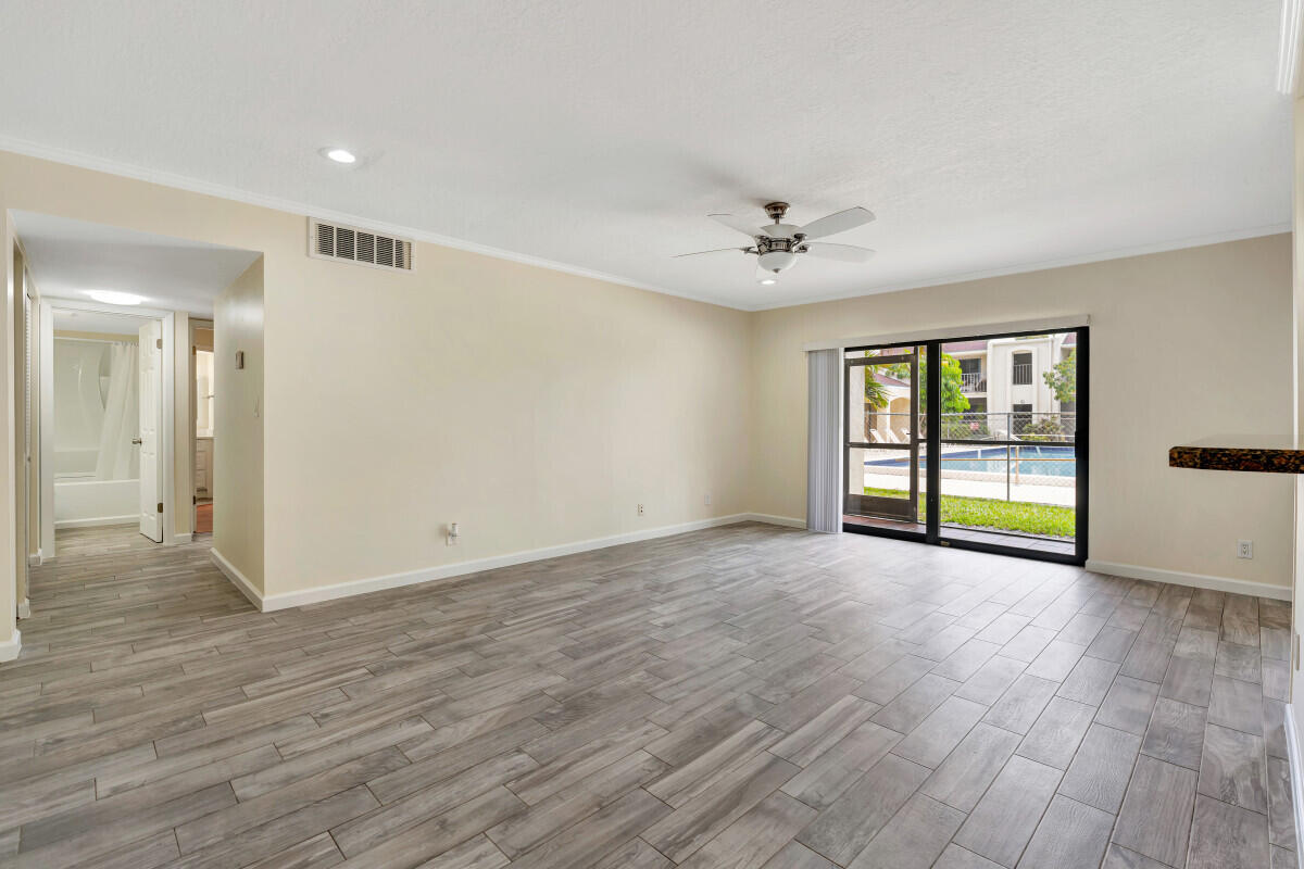 PINES OF JUPITER/TEQUESTA CONDO - Residential Lease