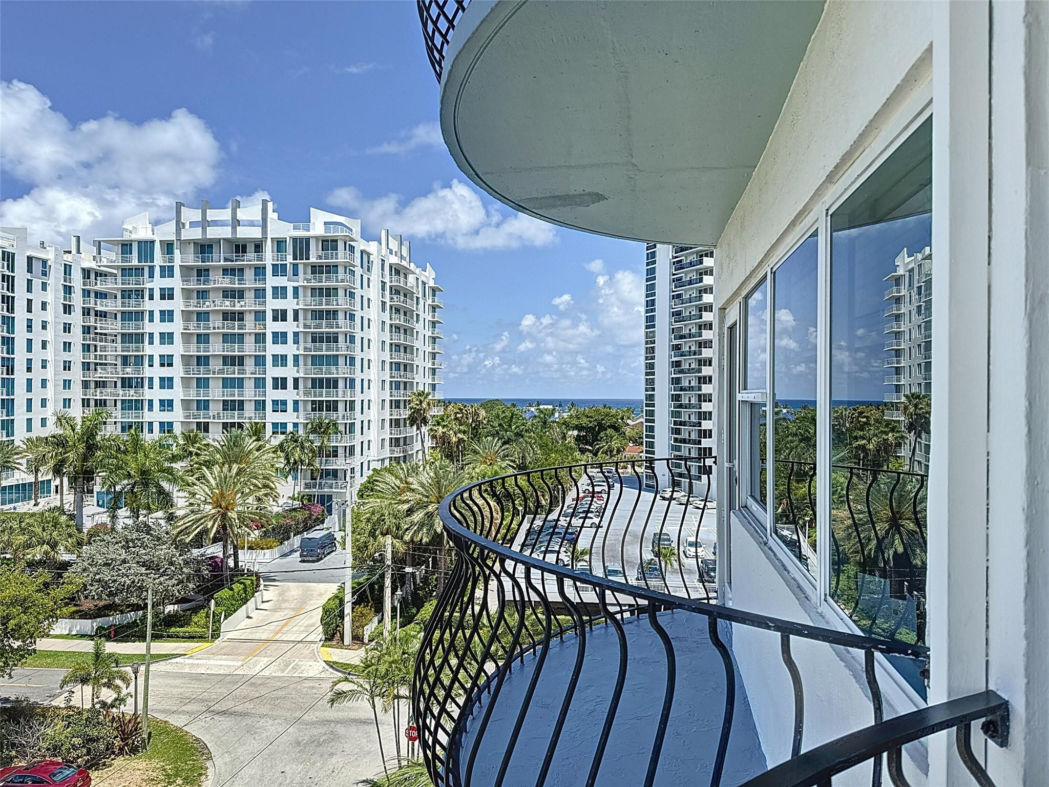 LE CERCLE BY THE BEACH - Residential Lease