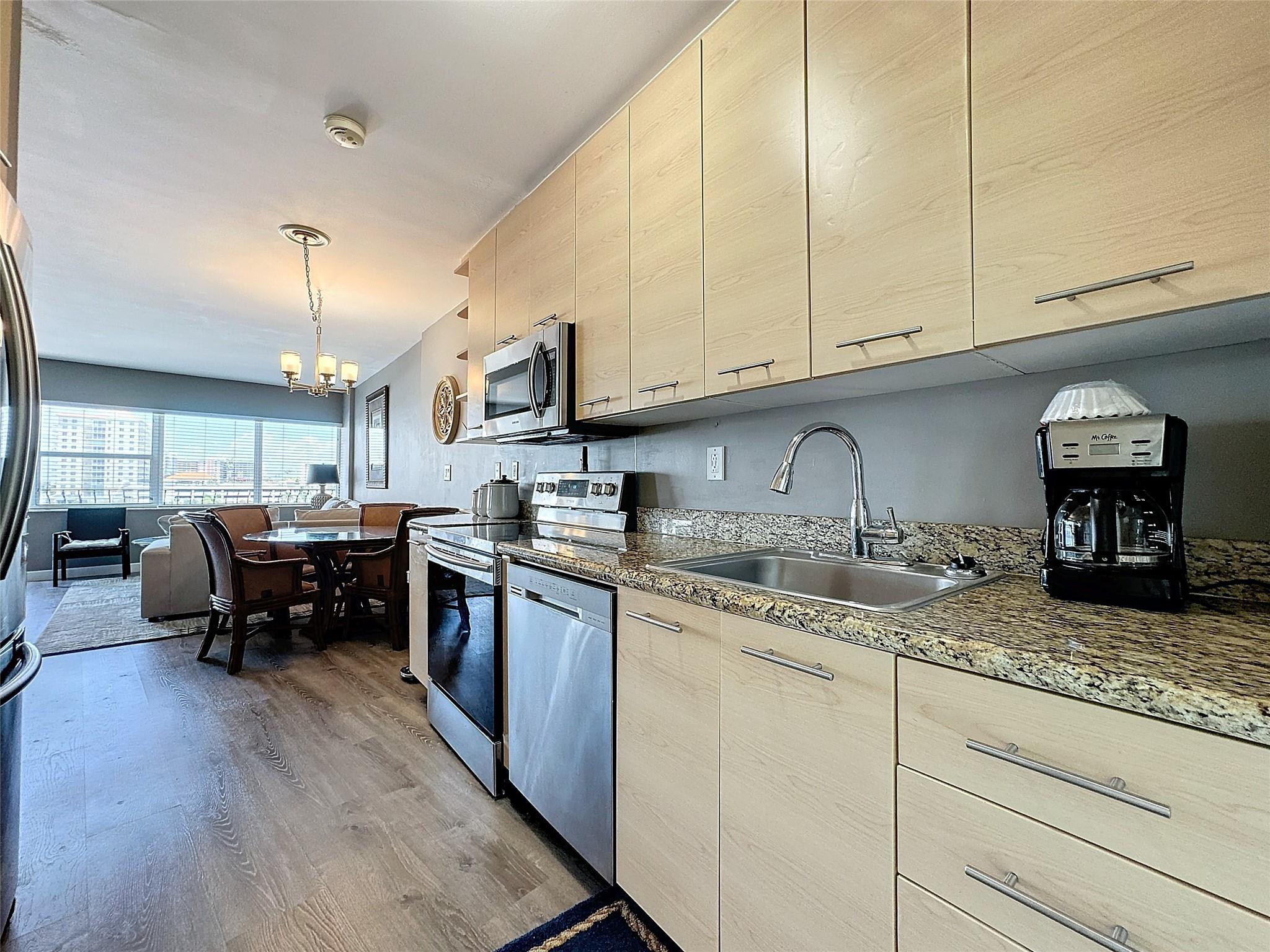 LE CERCLE BY THE BEACH - Residential Lease