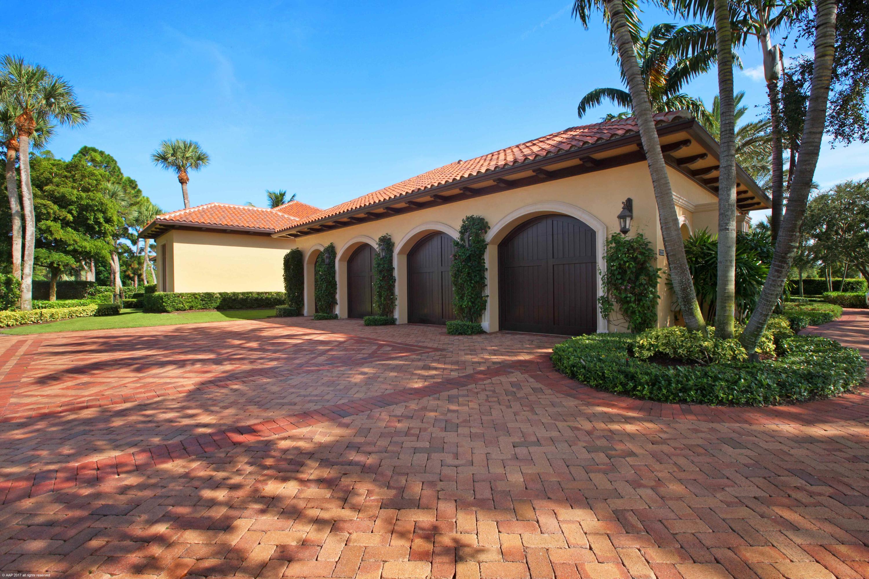 OLD PALM - Residential