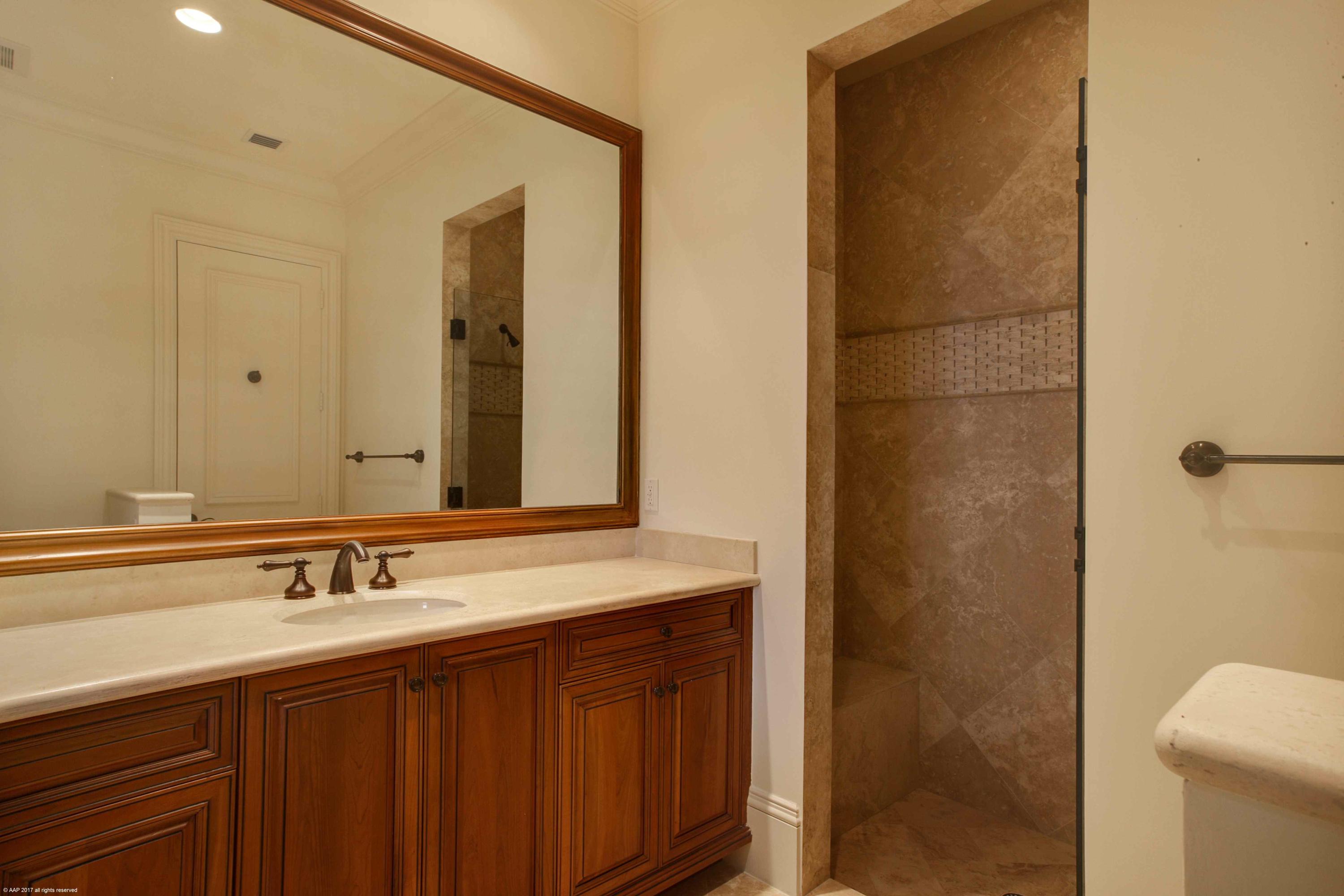 OLD PALM - Residential