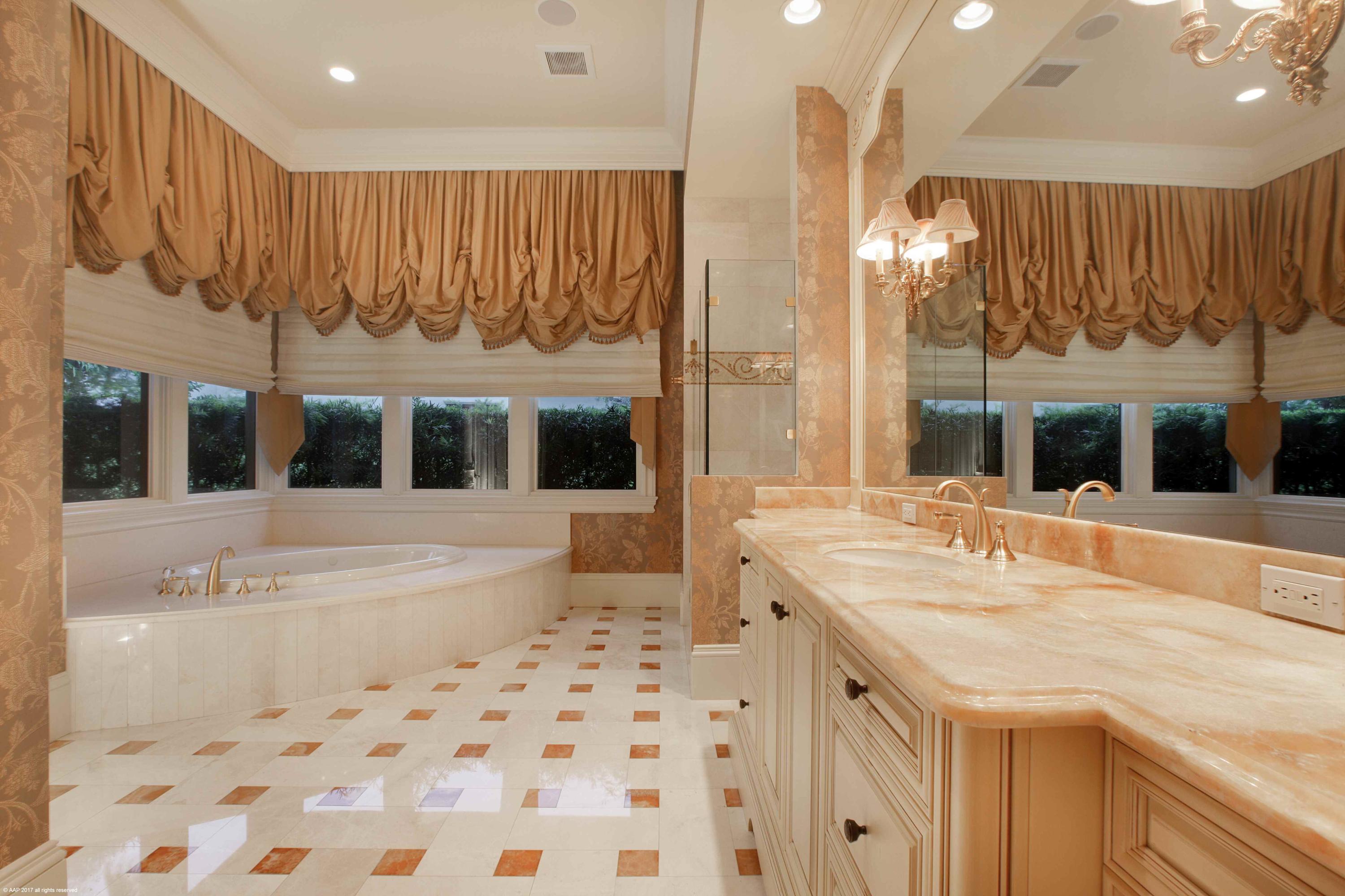 OLD PALM - Residential