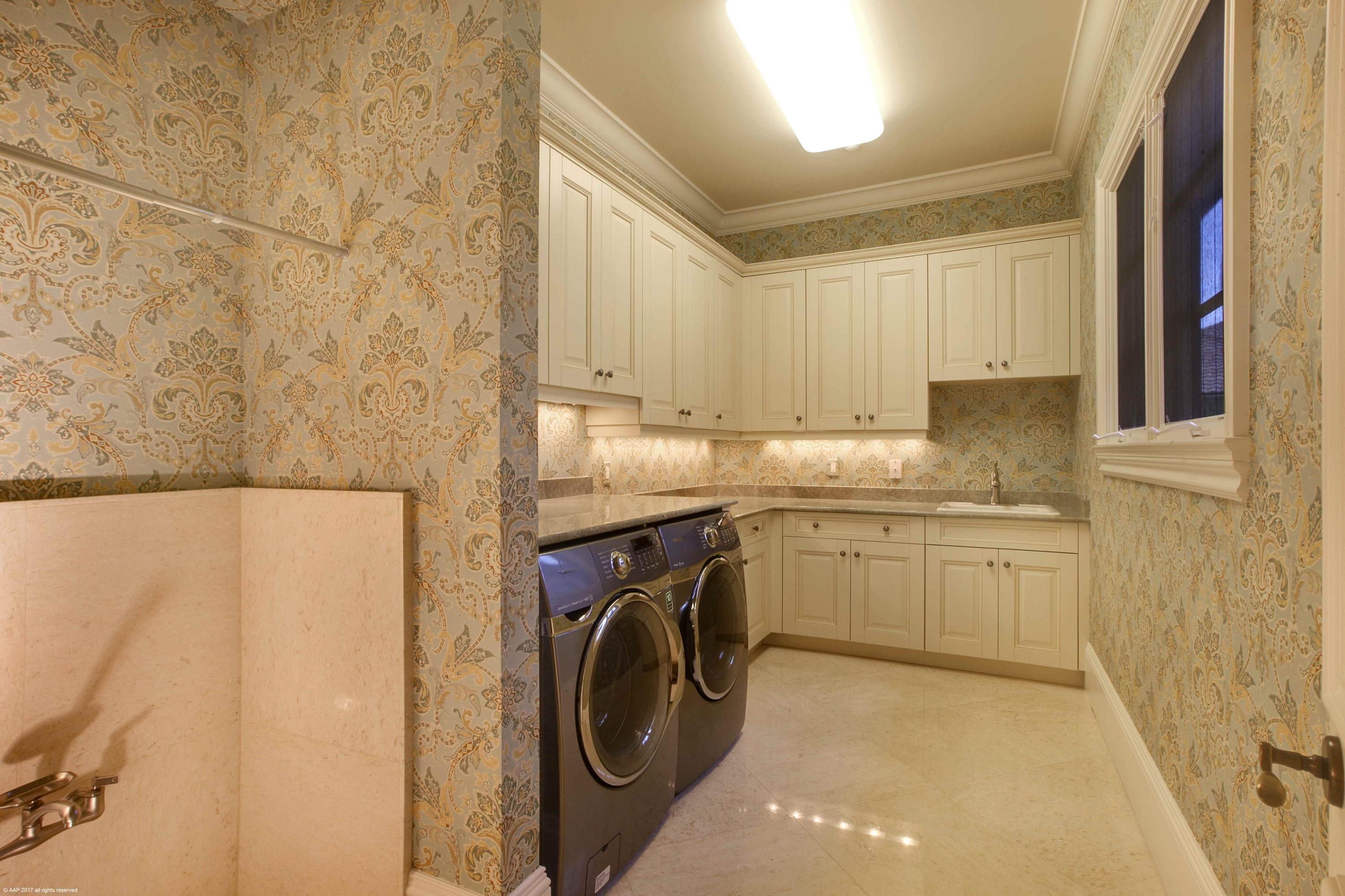 OLD PALM - Residential