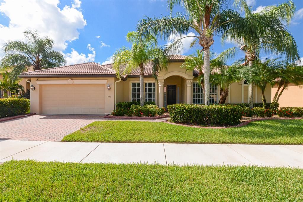 Photo of 833 SW Grand Reserves Boulevard, Port Saint Lucie, FL 34986 (MLS # R10862546)