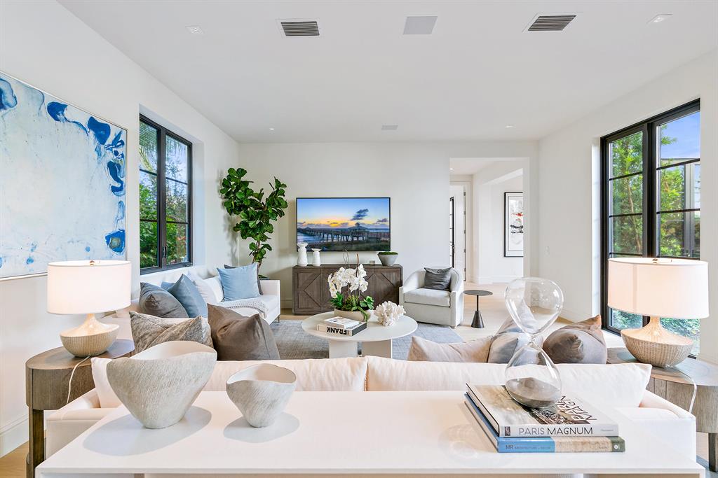 ROYAL PARK - Residential