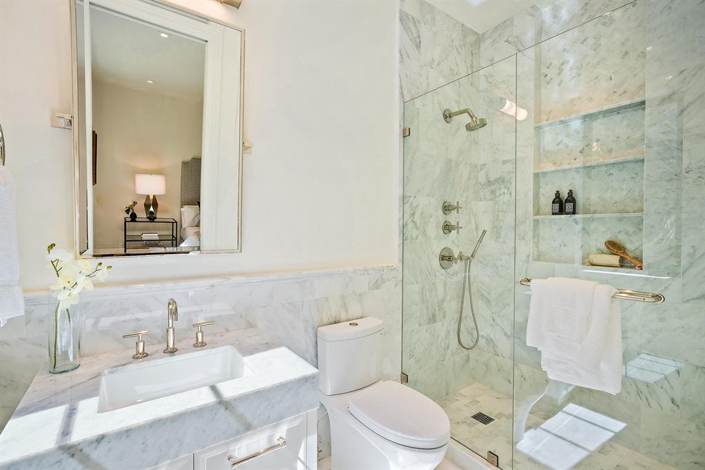 ROYAL PARK - Residential