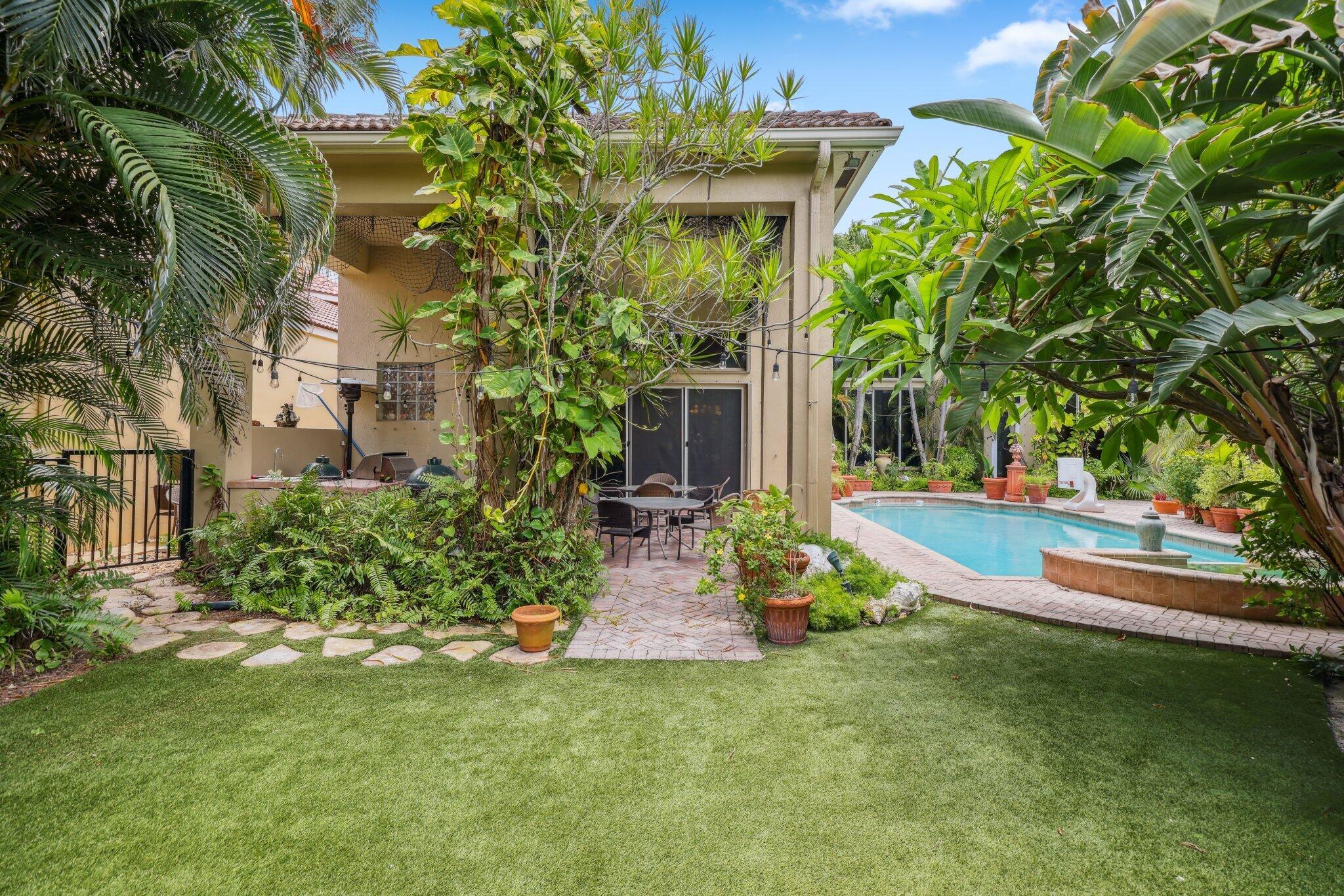 GRAND CAY ESTATES - Residential