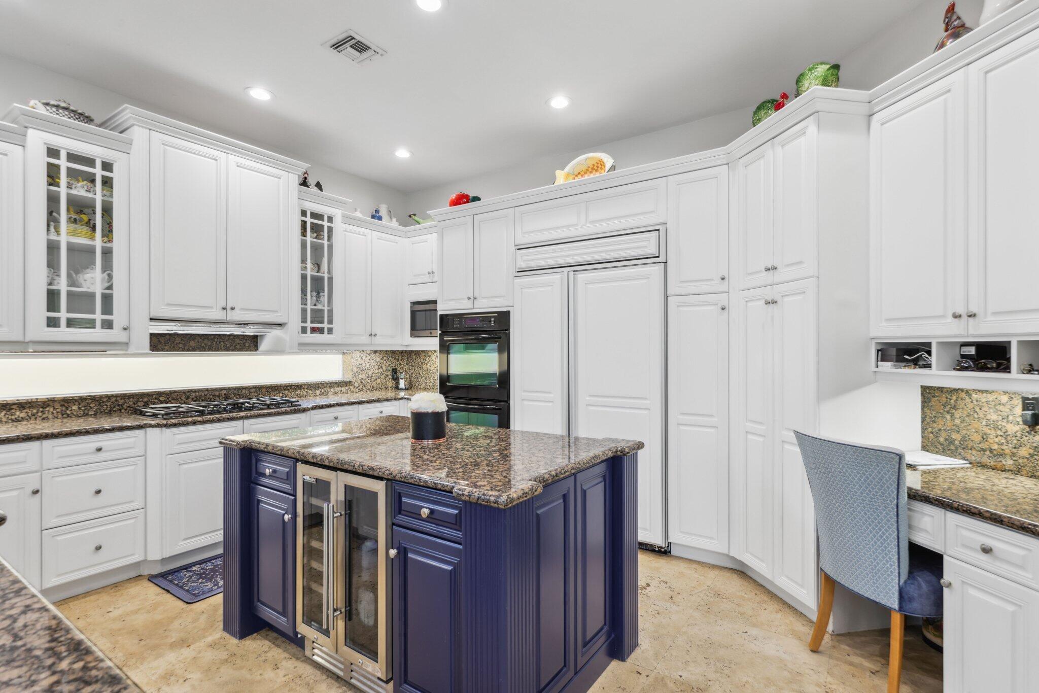 GRAND CAY ESTATES - Residential