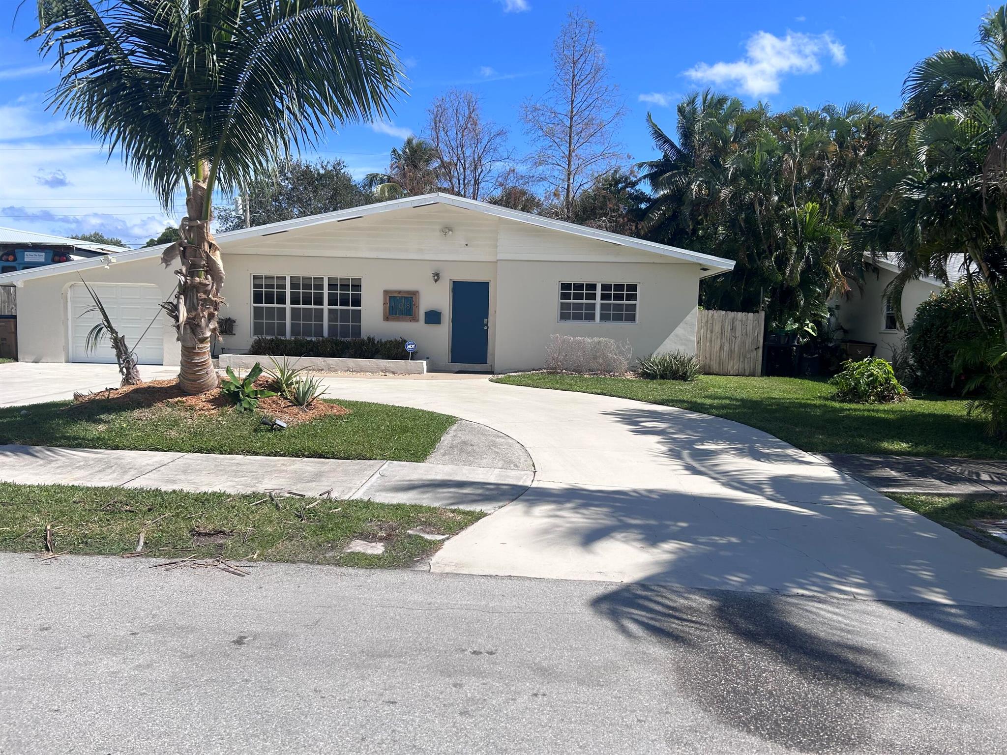 408 SE 8th Avenue