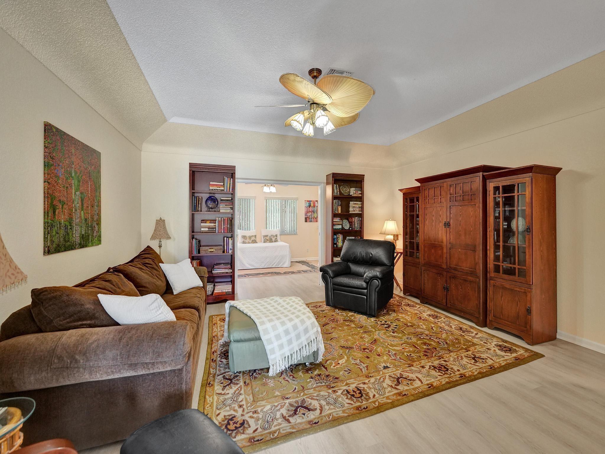 Boca Raton Square Unit 01 - Residential