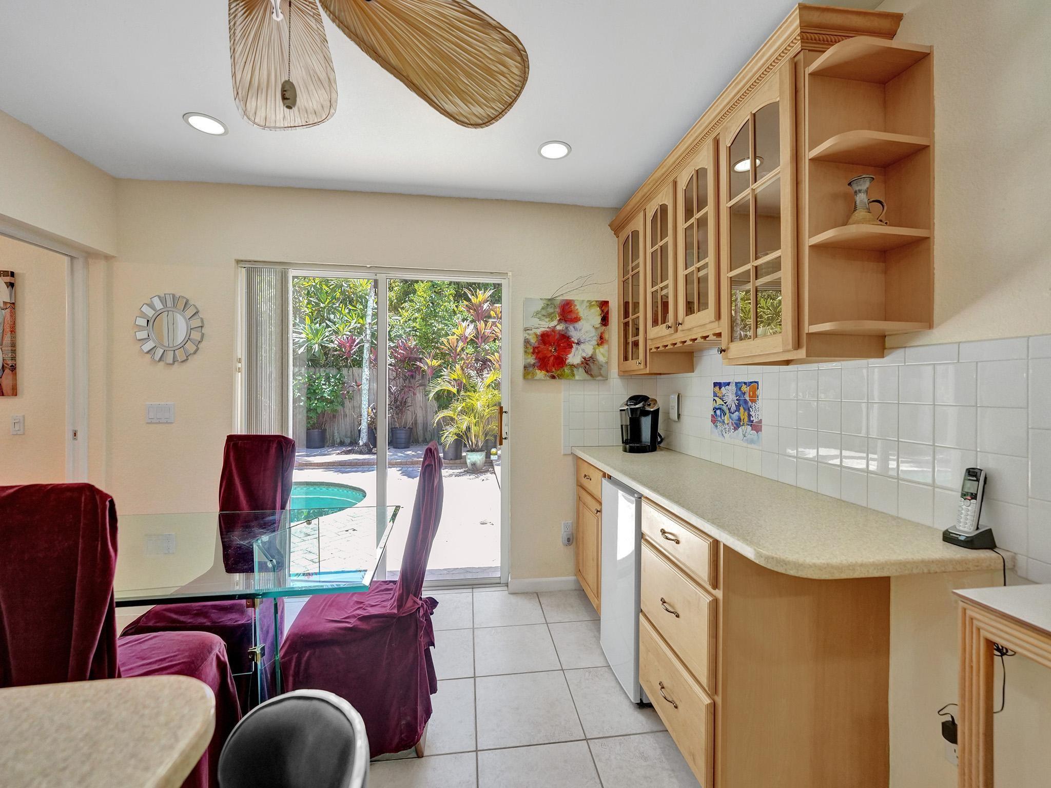 Boca Raton Square Unit 01 - Residential