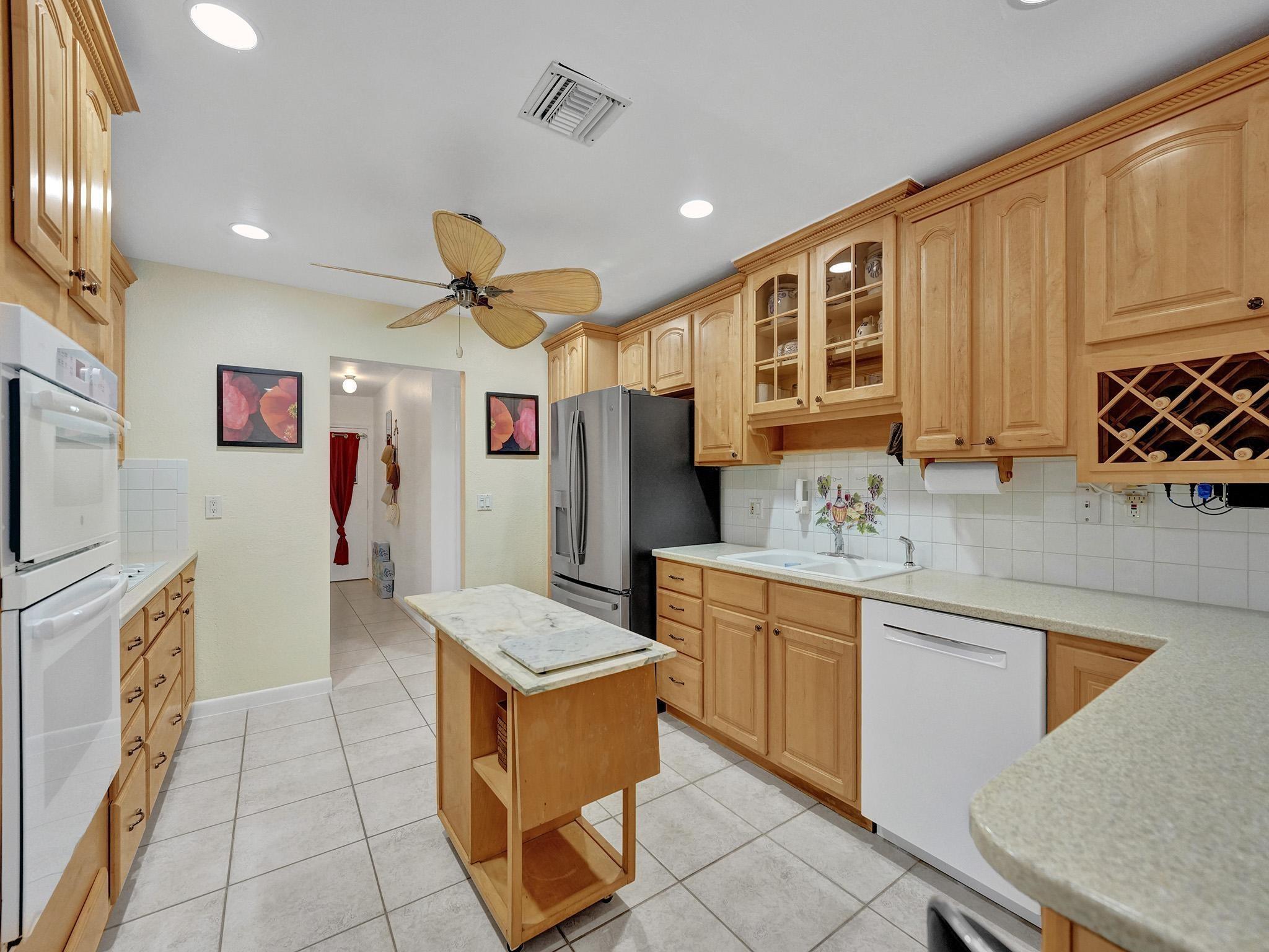 Boca Raton Square Unit 01 - Residential