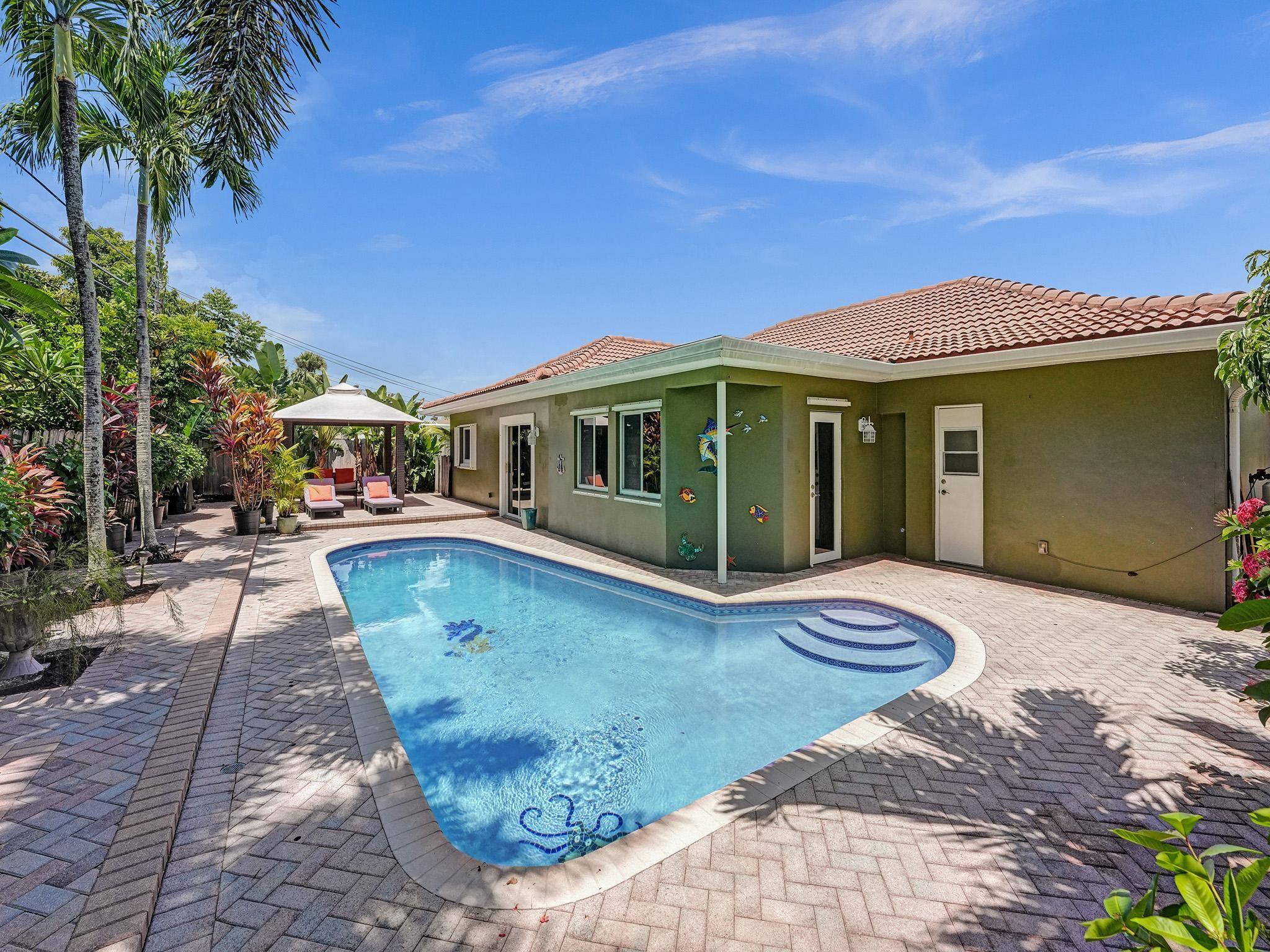 Boca Raton Square Unit 01 - Residential