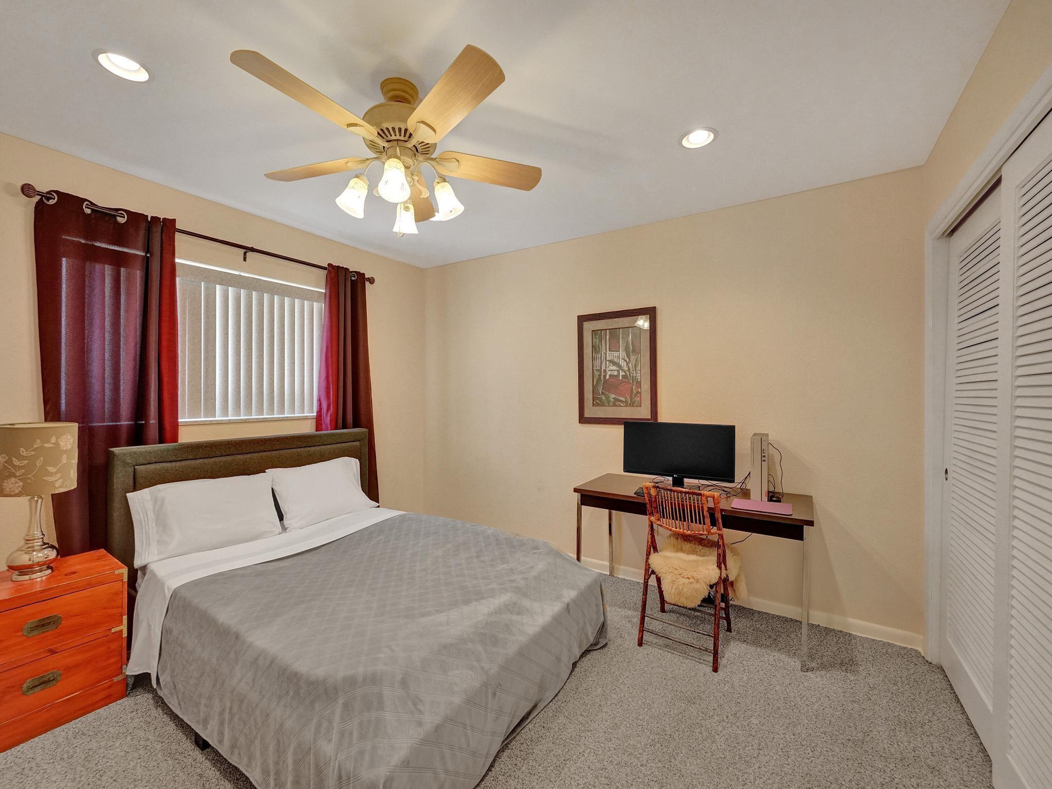 Boca Raton Square Unit 01 - Residential