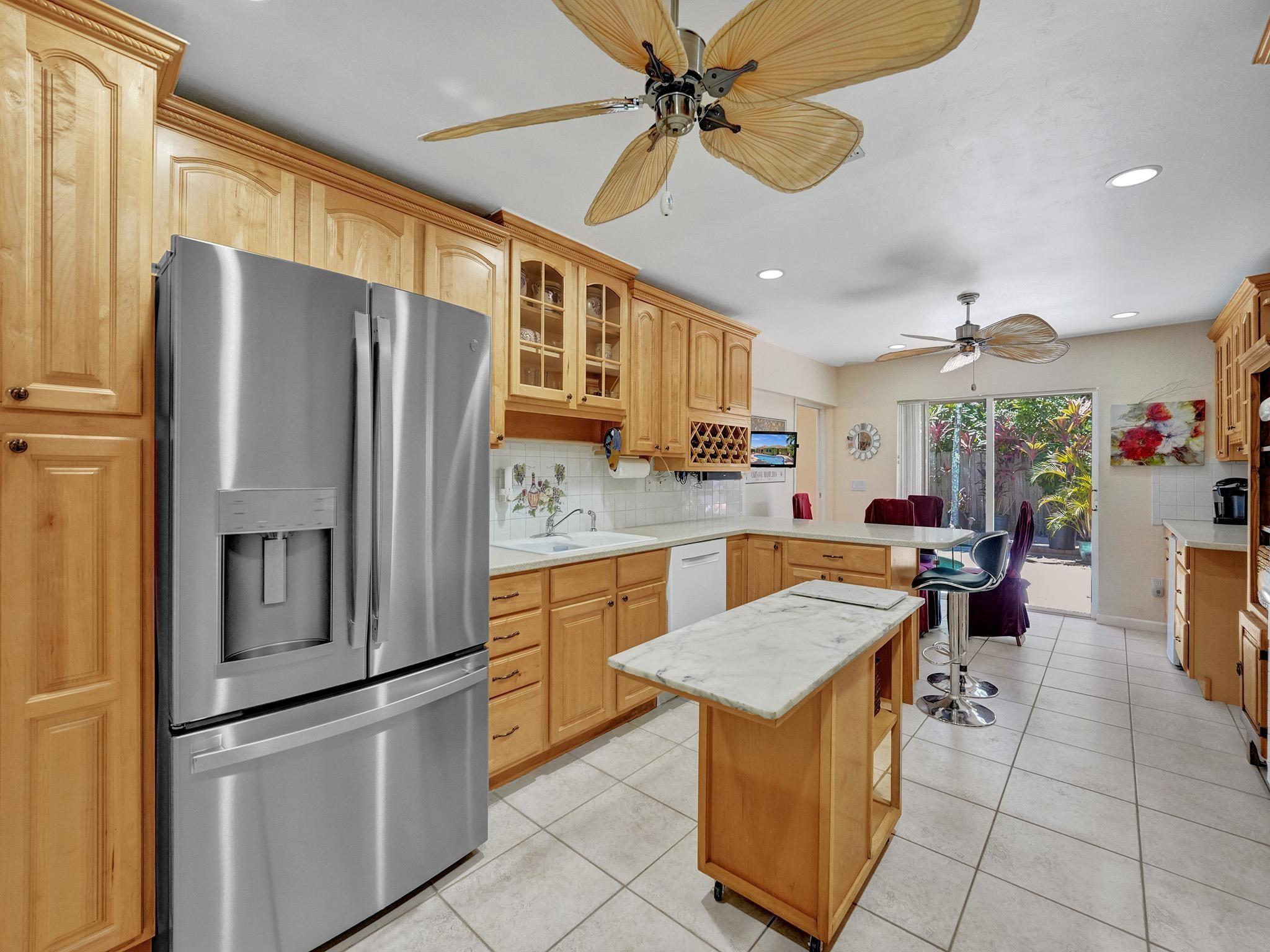 Boca Raton Square Unit 01 - Residential