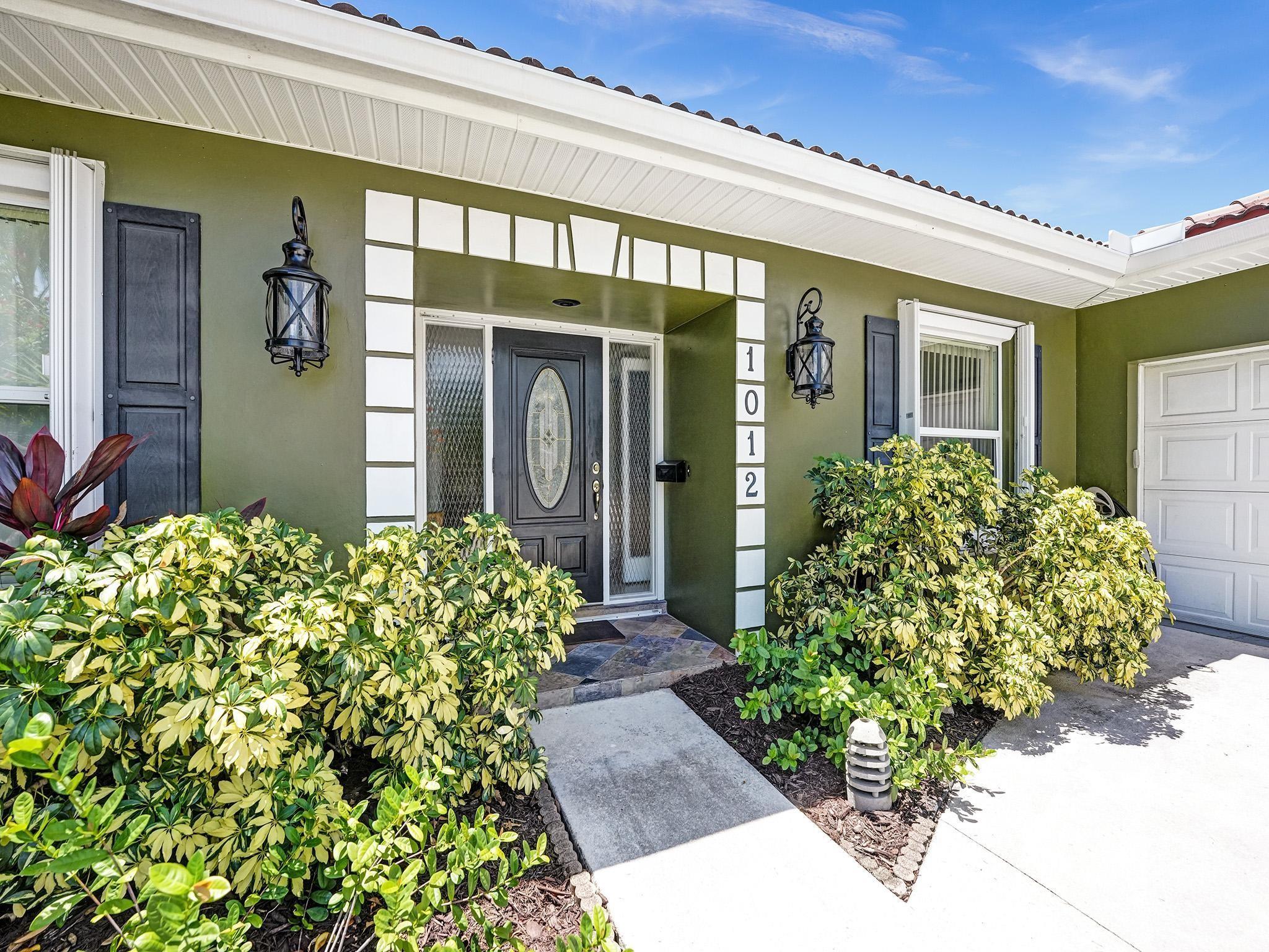 Boca Raton Square Unit 01 - Residential