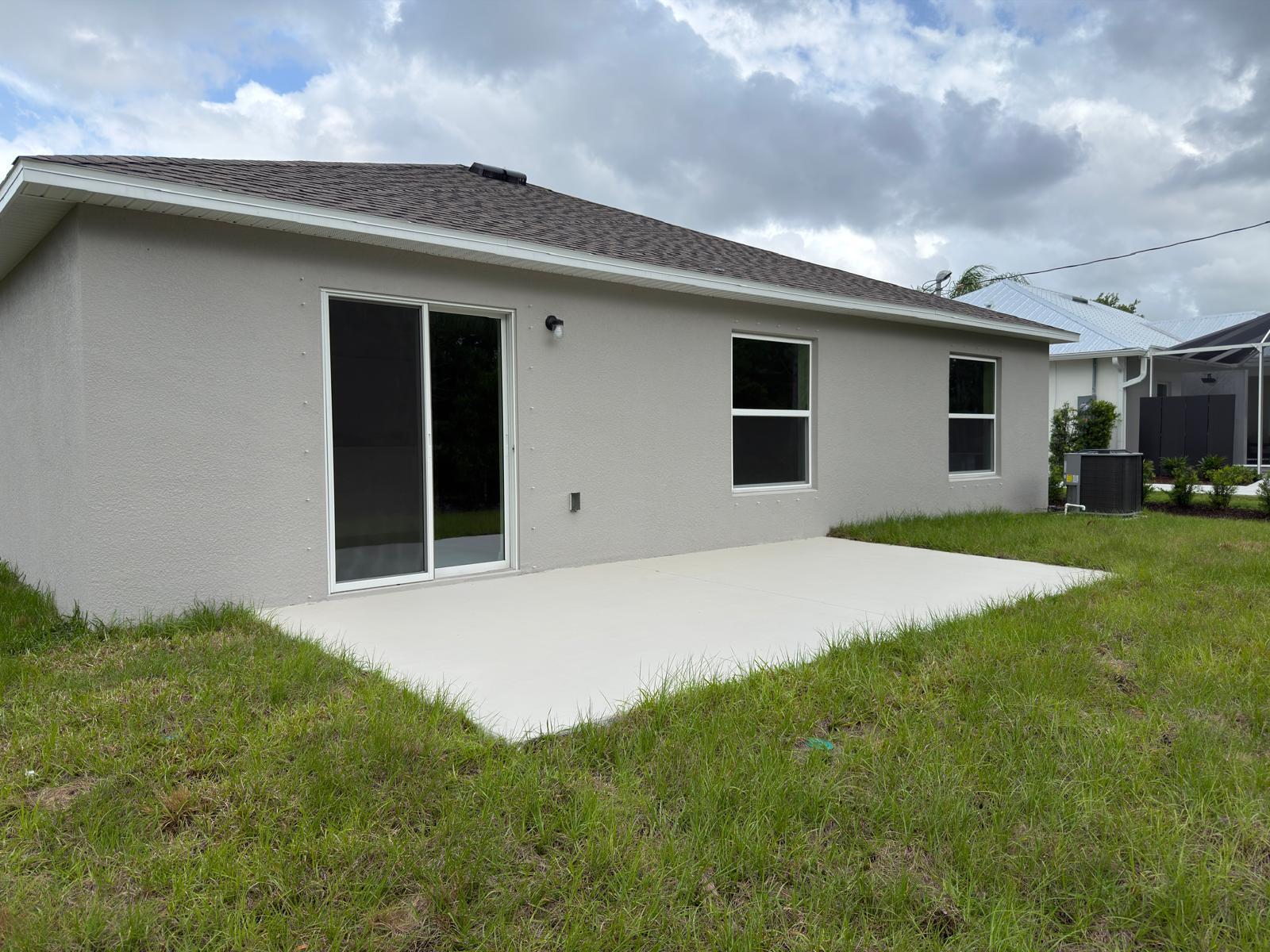 VERO LAKE ESTATES UNIT N - Residential Lease