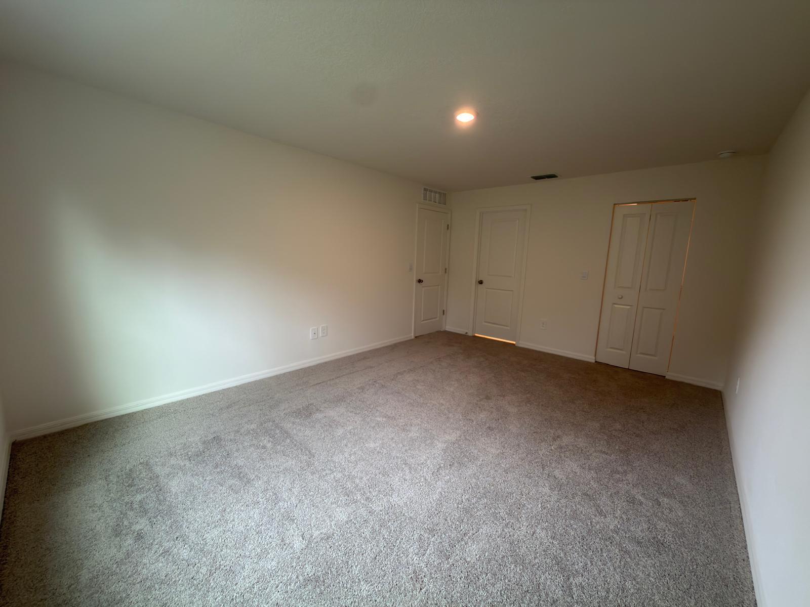 VERO LAKE ESTATES UNIT N - Residential Lease