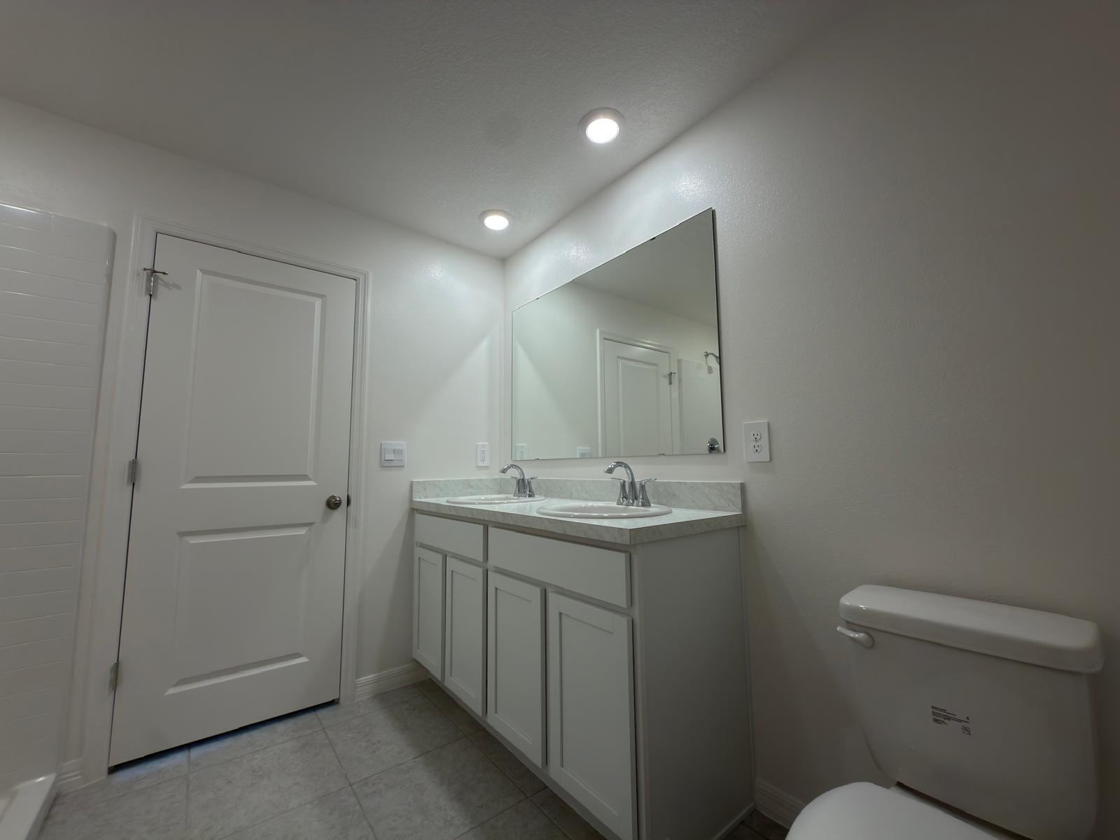 VERO LAKE ESTATES UNIT N - Residential Lease