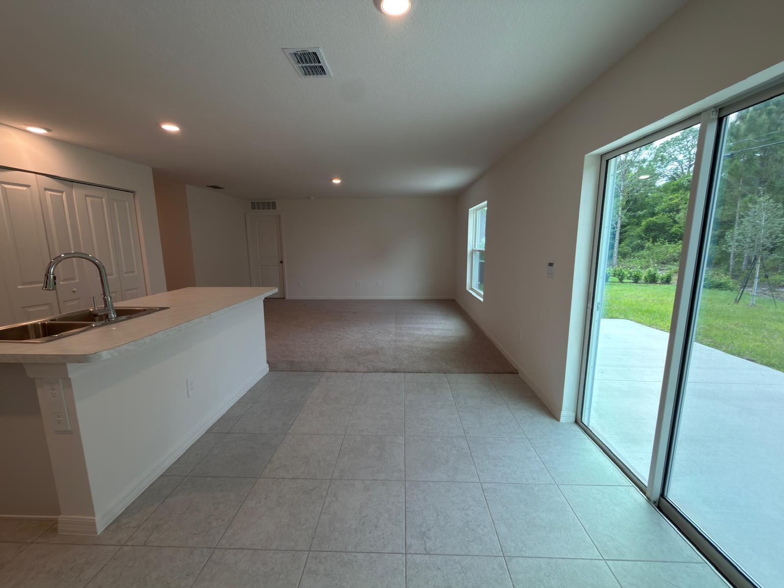 VERO LAKE ESTATES UNIT N - Residential Lease