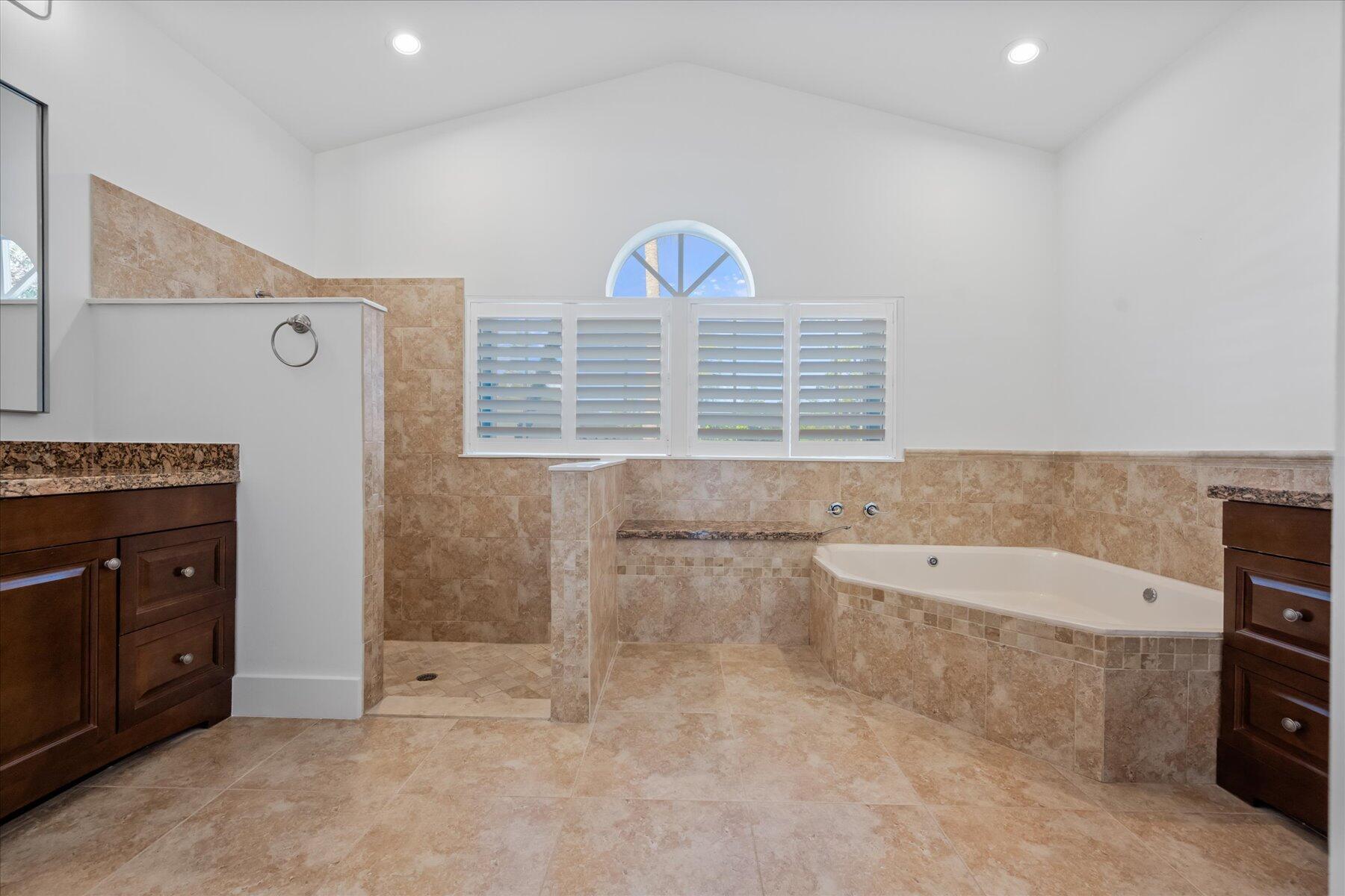 PADDOCK PARK 2 OF WELLING - Residential