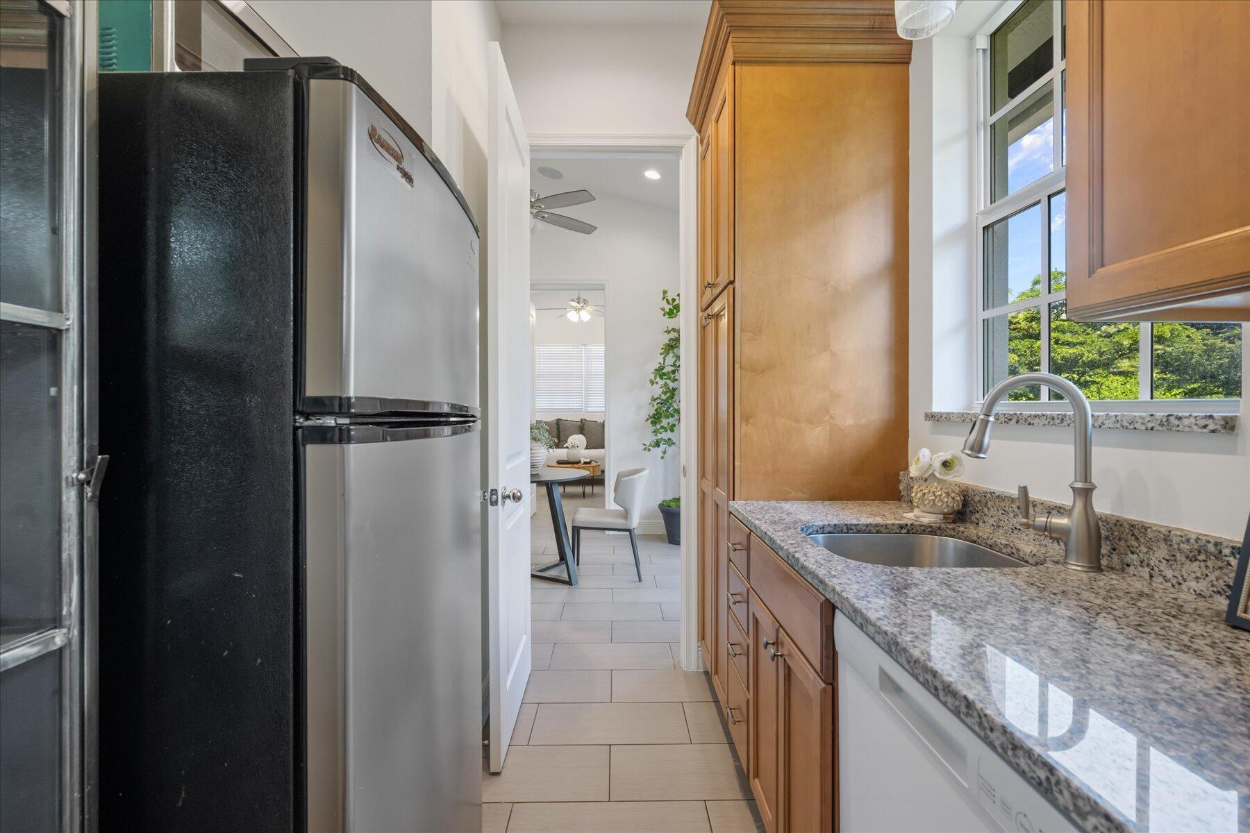 PADDOCK PARK 2 OF WELLING - Residential