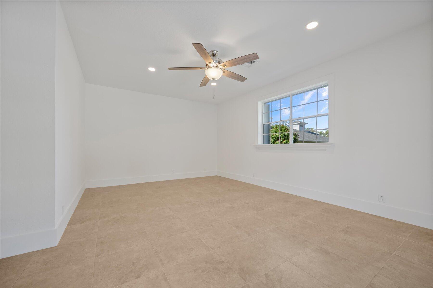 PADDOCK PARK 2 OF WELLING - Residential