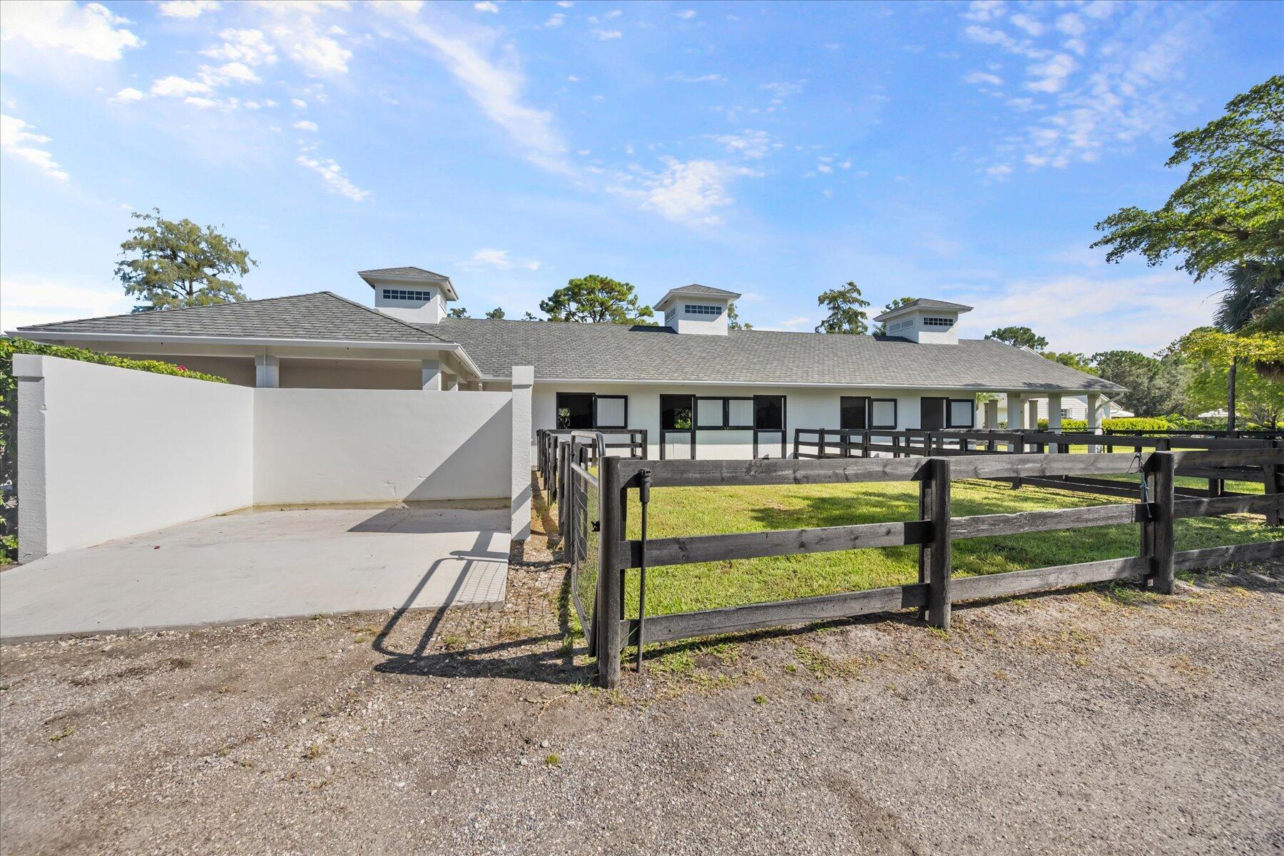 PADDOCK PARK 2 OF WELLING - Residential