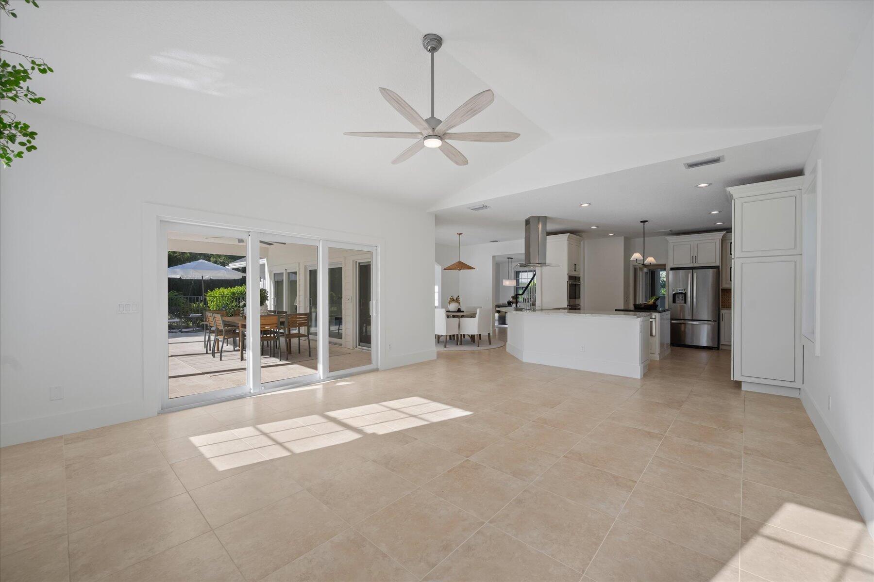 PADDOCK PARK 2 OF WELLINGTON - Residential